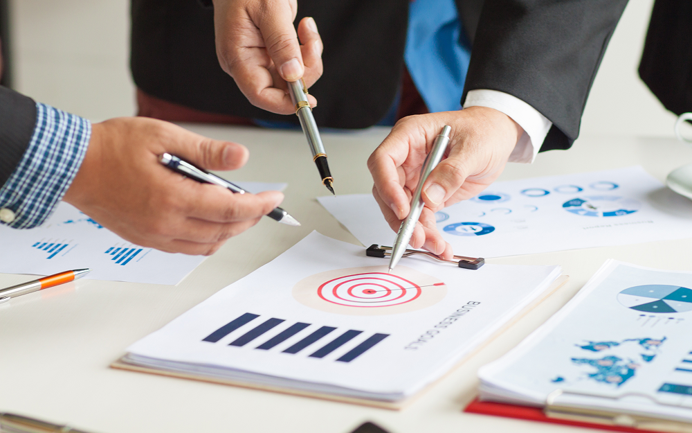 輸出関連手続き・管理業務